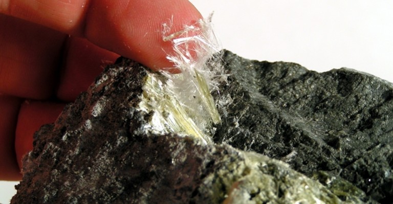 Des produits pour détecter les fibres d’amiante